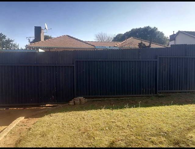 3 BEDROOM HOUSE FOR SALE IN LINDHAVEN